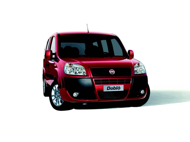 Фото автомобиля FIAT Doblo Panorama